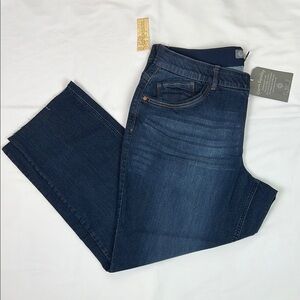 Democracy New Women 20W “AB Technology” Stretchy Slim Straight Frayed Hem Jean